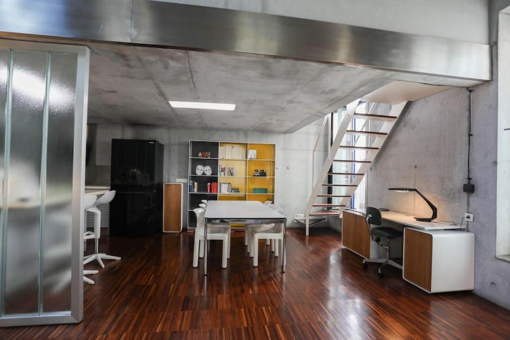 Espectacular Casa Centro De Vigoヴィラ エクステリア 写真